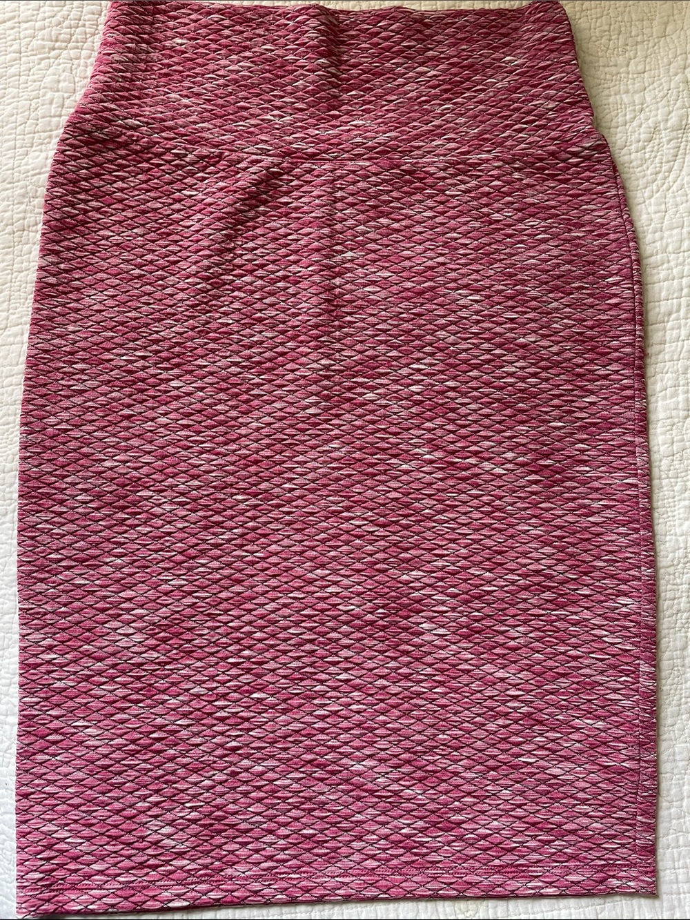 2 LuLaRoe Cassie Pencil Skirts in Pink and orange spice Heathered quilted - Picture 4 of 7